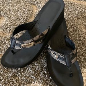 COACH Jaden Wedge Flip Flop Sandals size 9.5